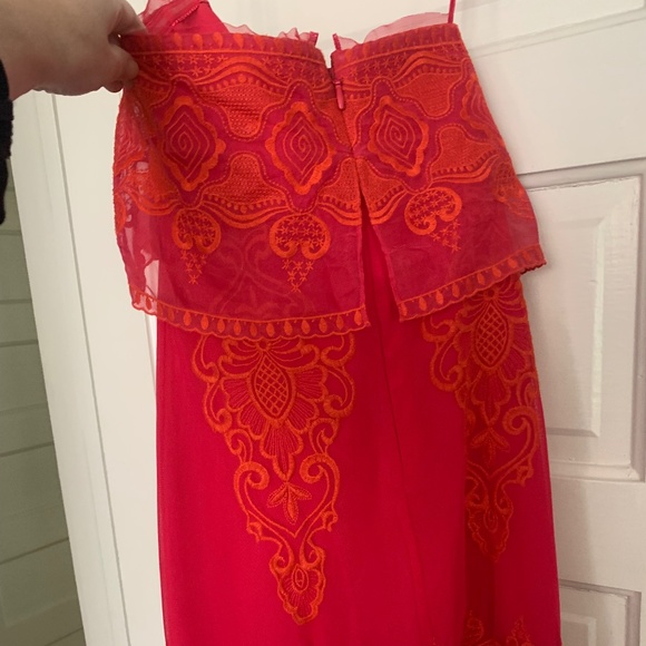 BCBG dress size 4 - Picture 3 of 4